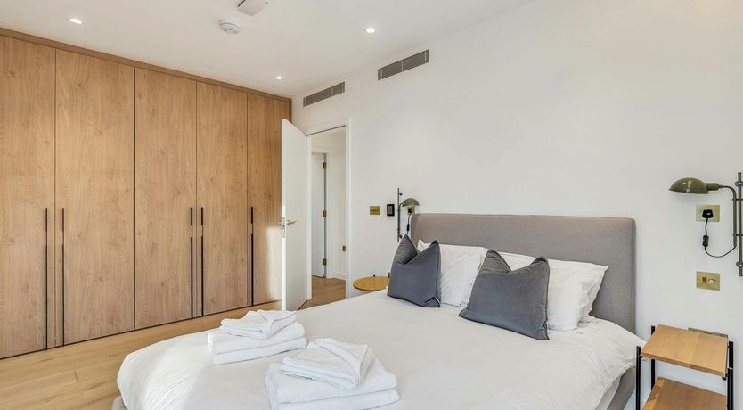 Photo of Central Scene