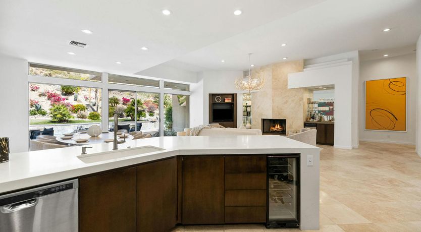 Photo of Desert Outlook