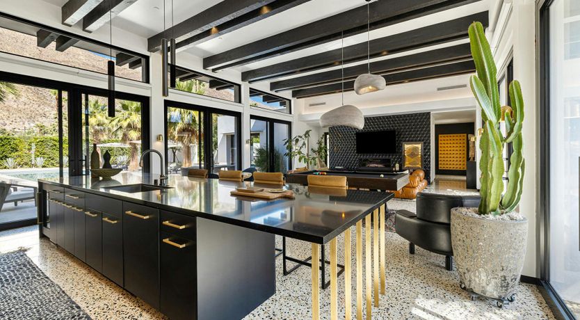 Photo of Mesa's Vista