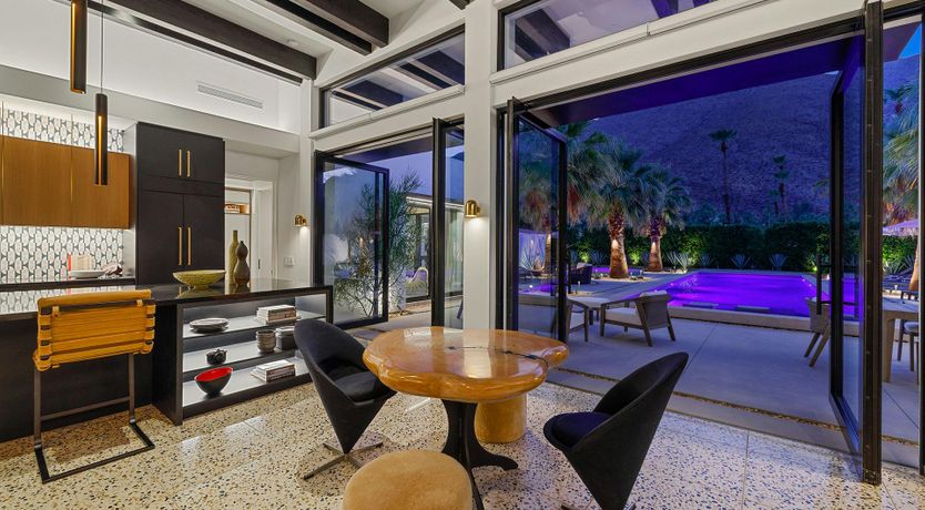 Photo of Mesa's Vista