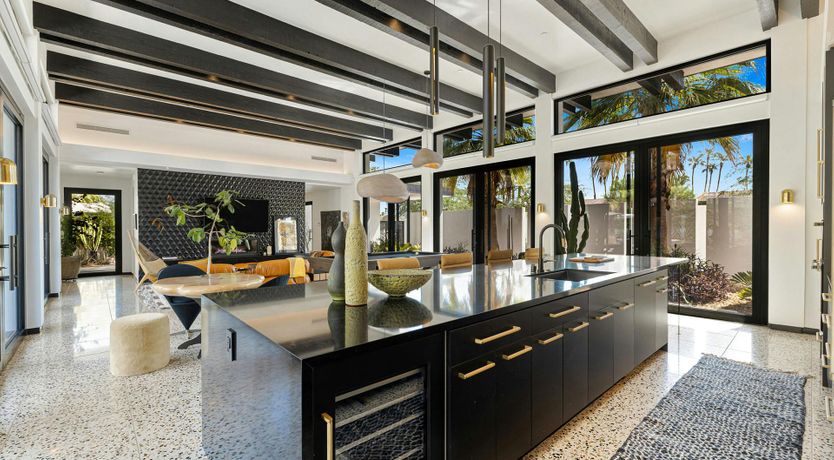 Photo of Mesa's Vista