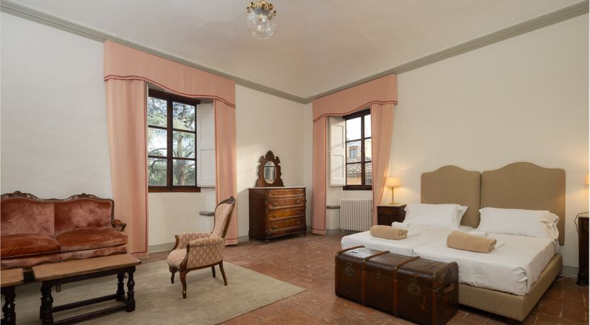 Photo of Terracotta & Emerald