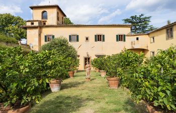 Terracotta & Emerald Holiday Home