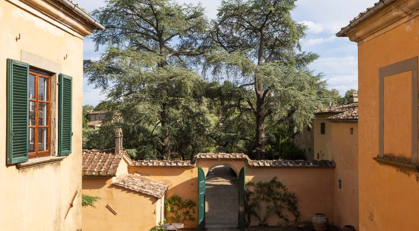 Photo of Terracotta & Emerald