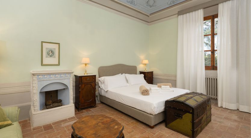 Photo of Terracotta & Emerald