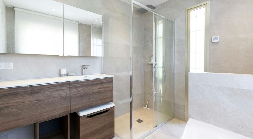 Photo of Golden Cove