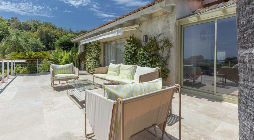 Photo of Golden Cove