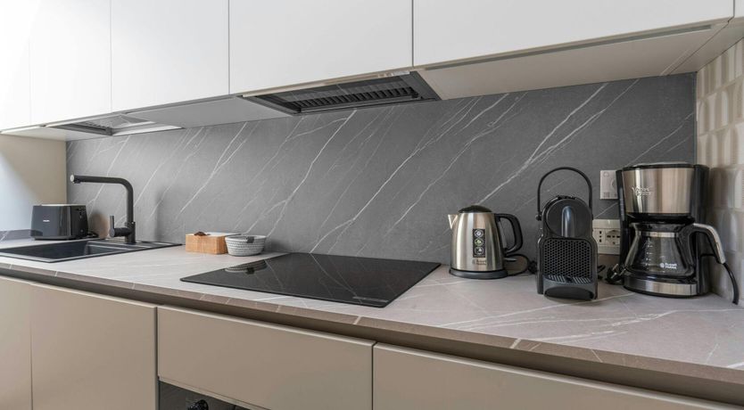 Photo of The Golden Hue