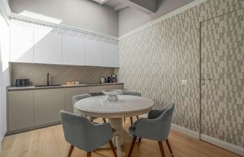 The Golden Hue Holiday Home