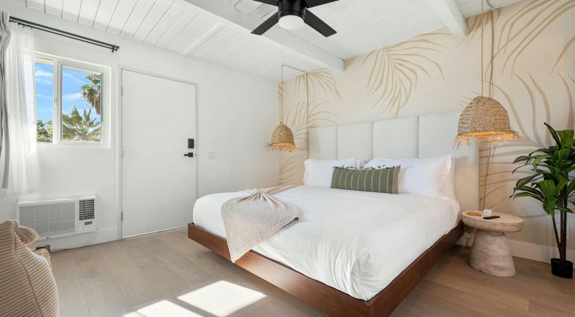 Photo of Classic Oasis