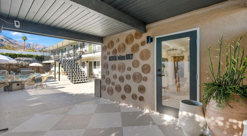 Photo of Classic Oasis