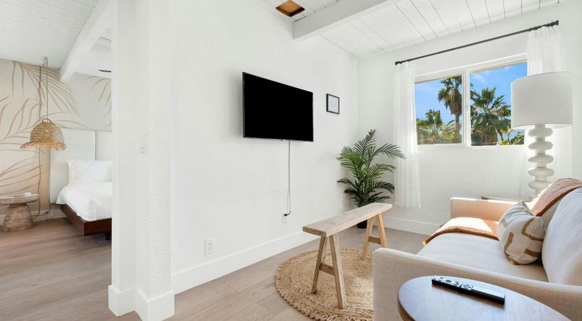 Photo of Classic Oasis