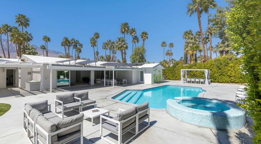 Photo of The Desert View