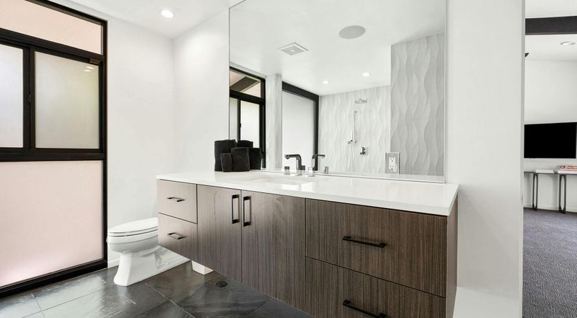 Photo of Desert Rose Garden