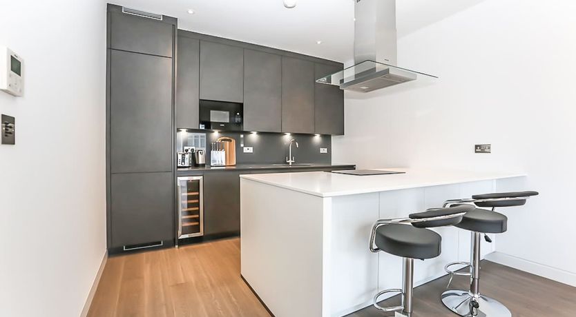 Photo of The White Apartment