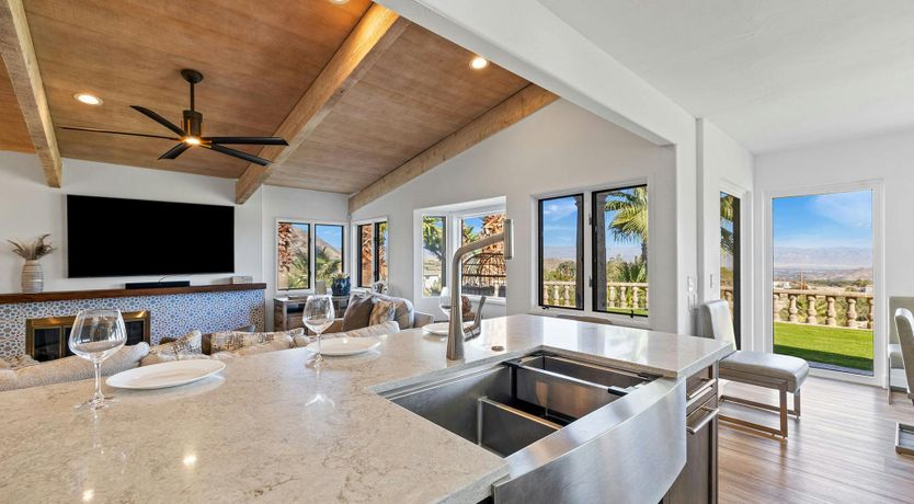 Photo of California Vista