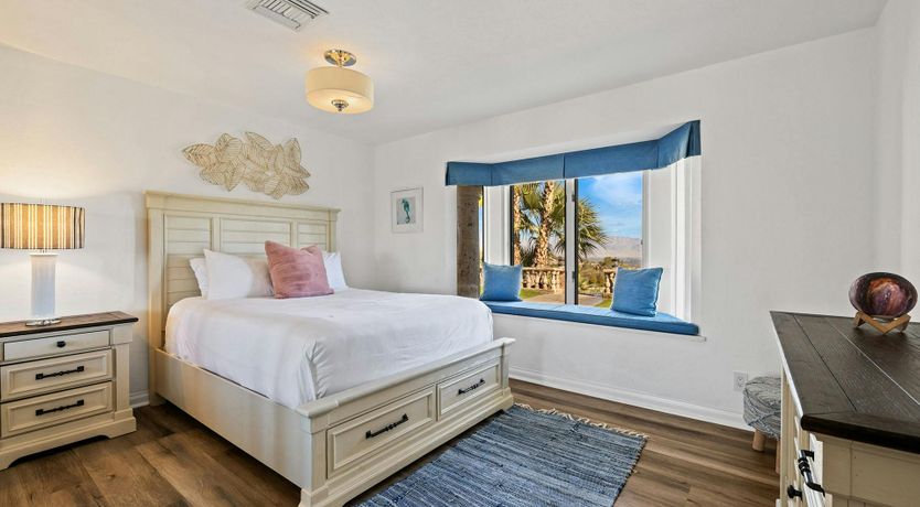 Photo of California Vista