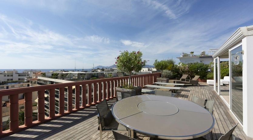 Photo of Dazzling Outlook