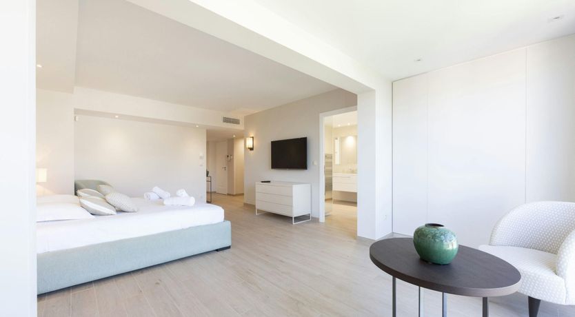 Photo of Dazzling Outlook