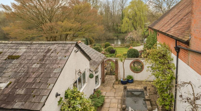 Photo of Bridge Cottage