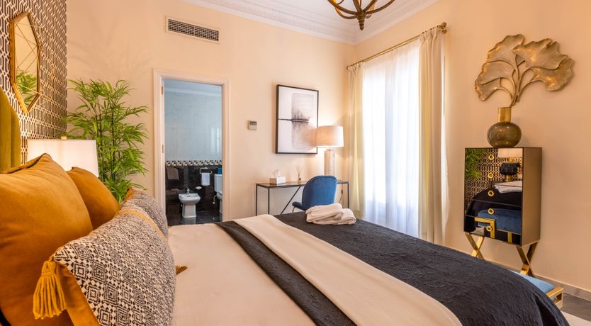 Photo of Golden Age Glamour