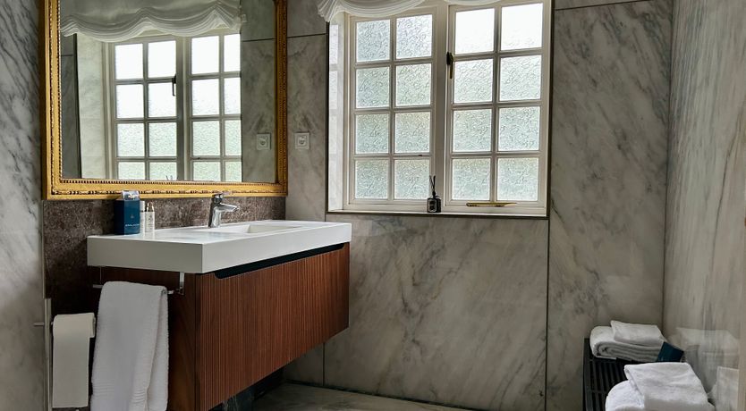 Photo of Golden Age Glamour