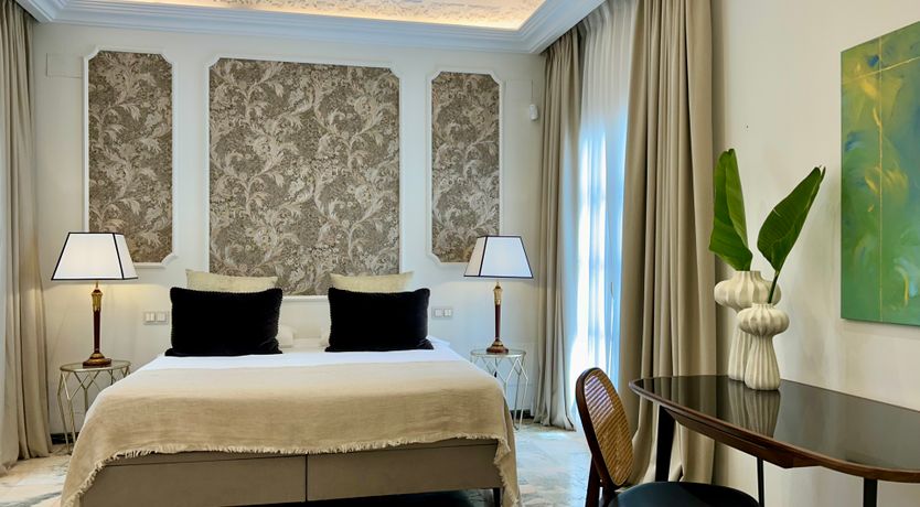 Photo of Golden Age Glamour