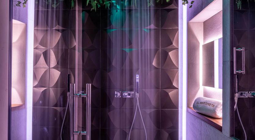 Photo of Golden Age Glamour