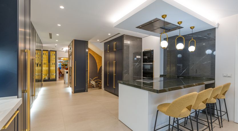 Photo of Golden Age Glamour