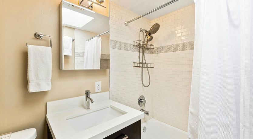 Photo of Oasis Serenity