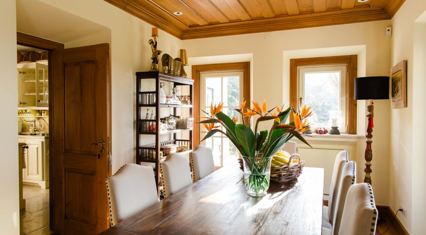 Photo of Romantic Outlook