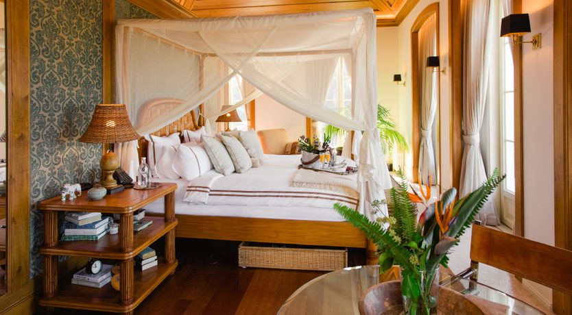 Photo of Romantic Outlook