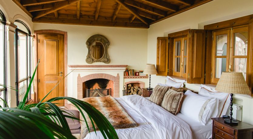 Photo of Romantic Outlook