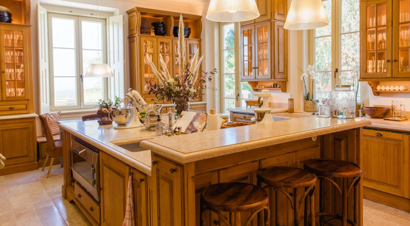 Photo of Romantic Outlook