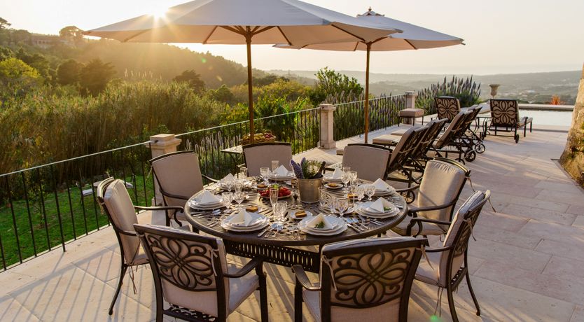 Photo of Romantic Outlook