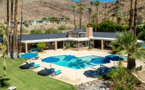 Photo of Desert Grandeur