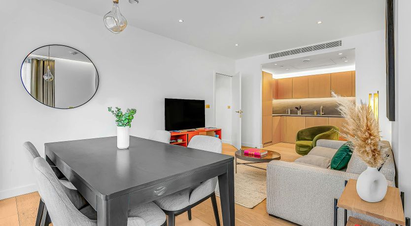 Photo of King's Crown