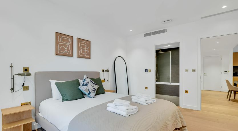 Photo of King's Crown