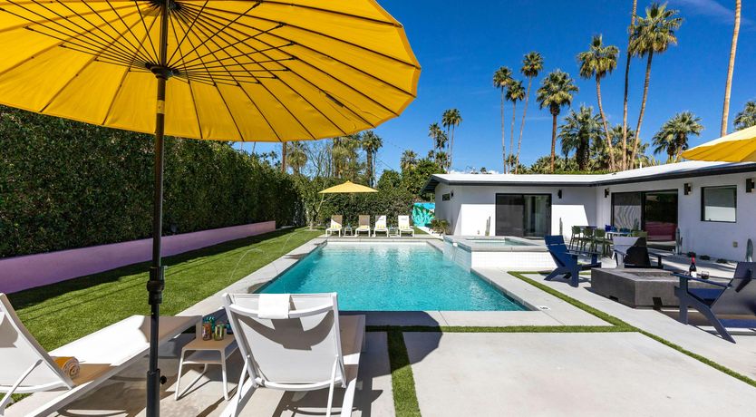 Photo of Pink & Palms