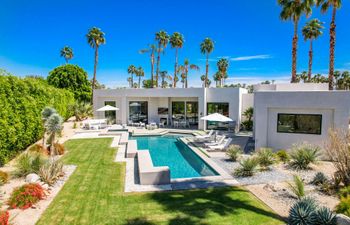 Valley of Wonder Holiday Home