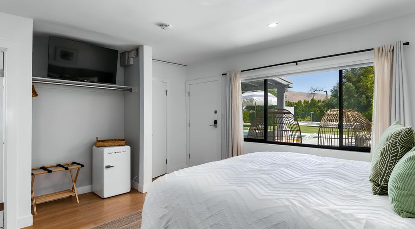 Photo of Hot Springs Hideout