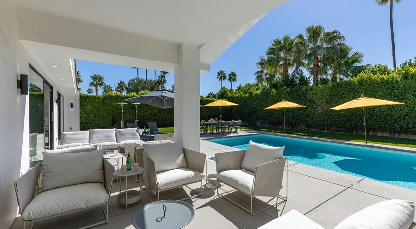 Photo of A Sunset Welcome