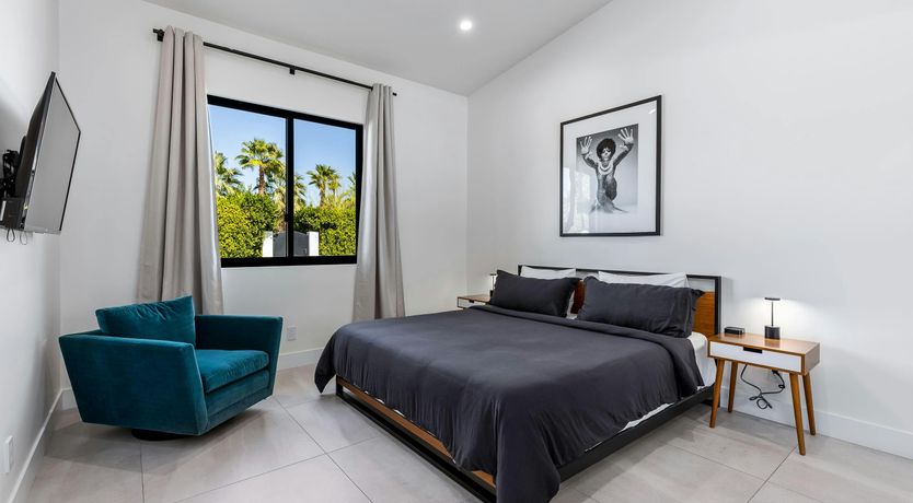 Photo of A Sunset Welcome