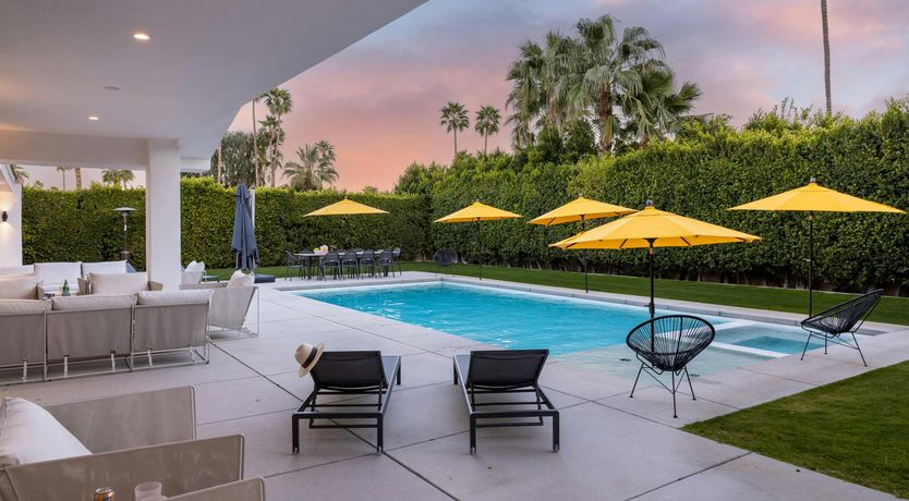 Photo of A Sunset Welcome