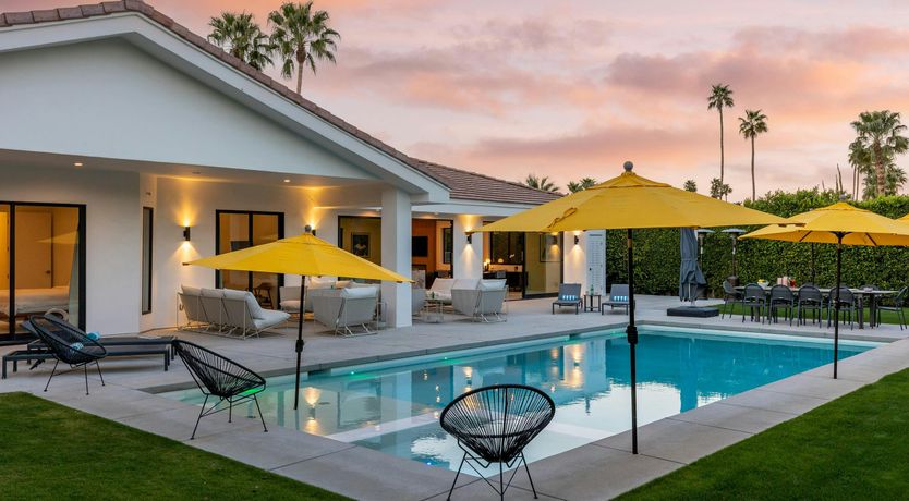 Photo of A Sunset Welcome