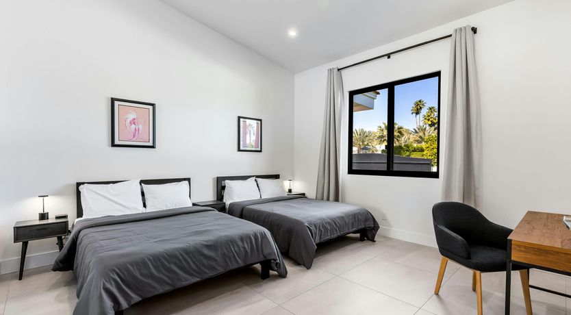 Photo of A Sunset Welcome