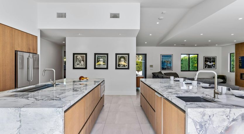 Photo of A Sunset Welcome