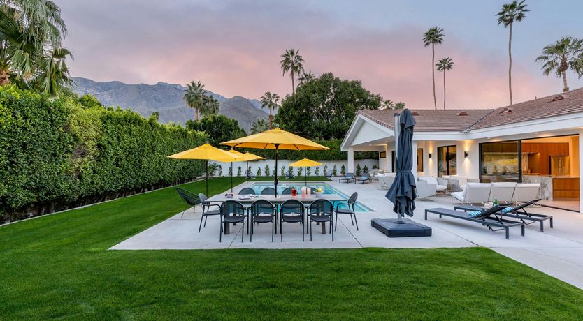 Photo of A Sunset Welcome