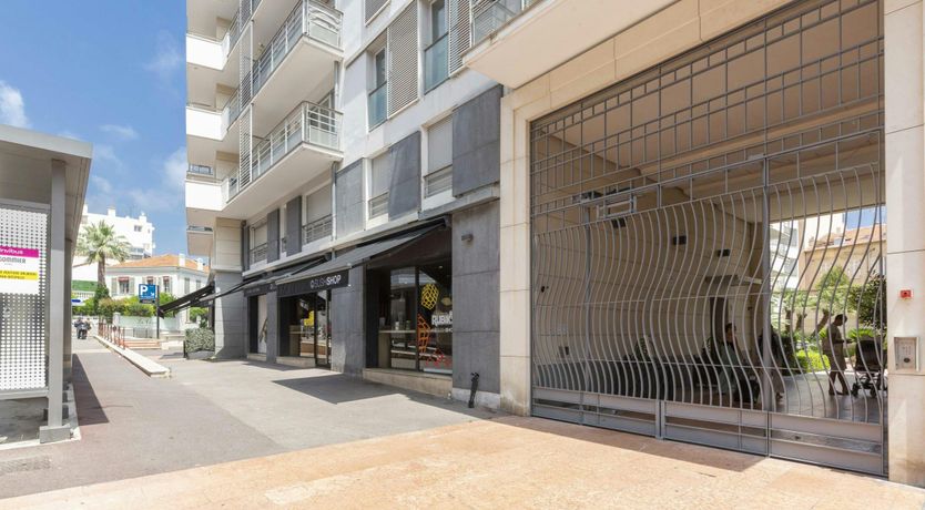 Photo of Antibes Lookout