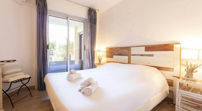 Photo of Classic Riviera